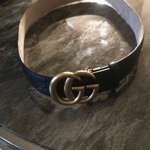 Women Gucci Belt